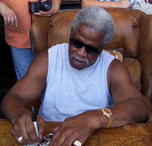 Earl Campbell